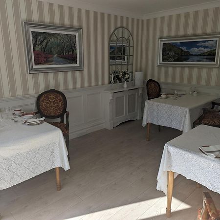 コング Nymphsfield House Bed & Breakfast エクステリア 写真